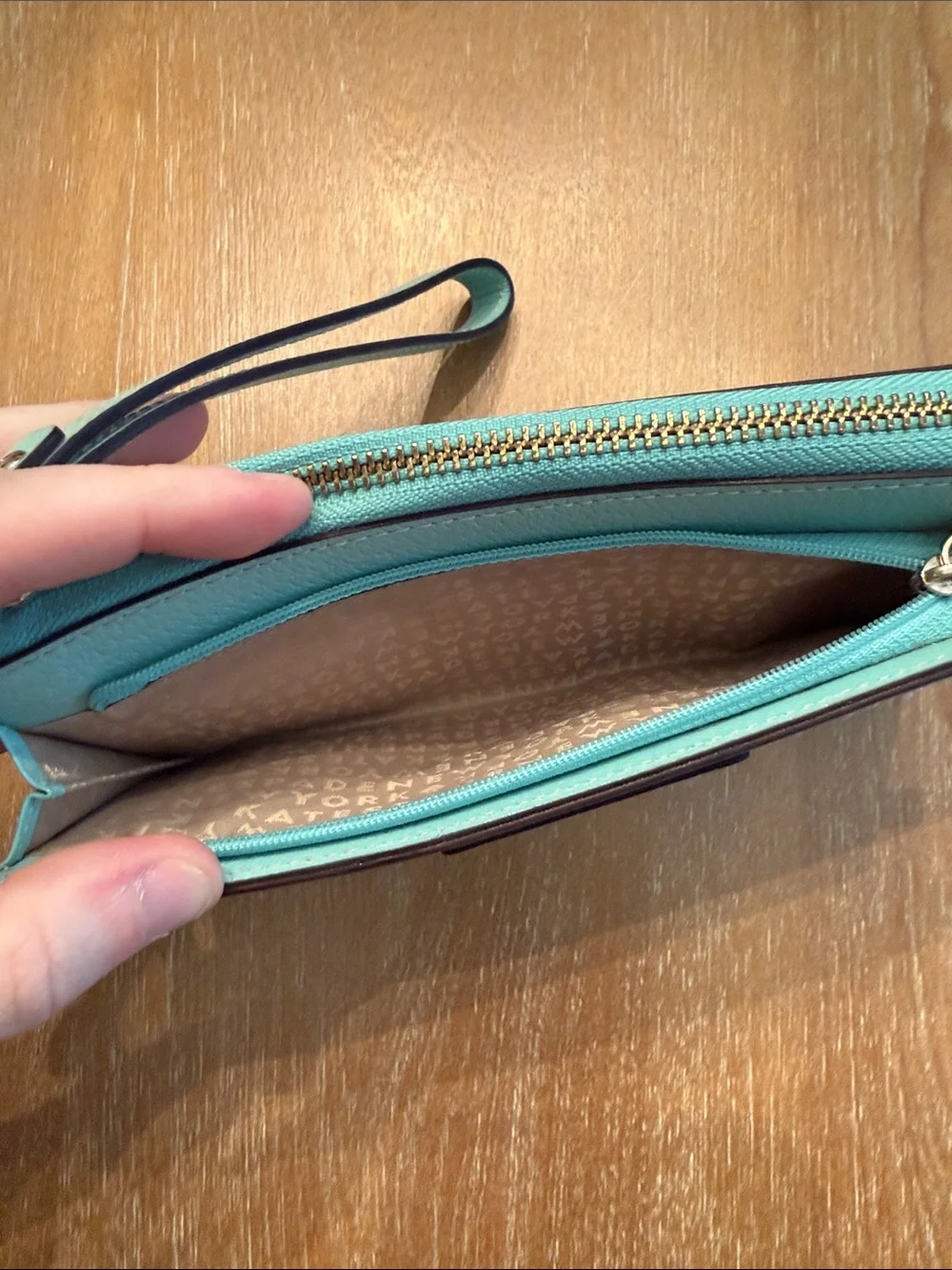 kate spade Mint Teal Leather Wristlet Wallet with Gold Logo - Picture 5 of 5